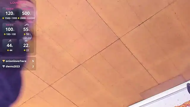 loly marce online show from February 3, 2025, 12:04 am