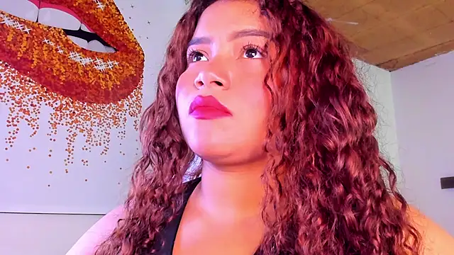 loly marce online show from March 3, 2025, 9:05 pm