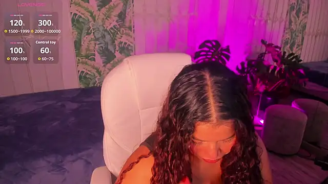 loly marce online show from March 31, 2026, 8:53 pm