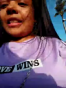 Melikasweetz online show from February 3, 2025, 10:00 pm