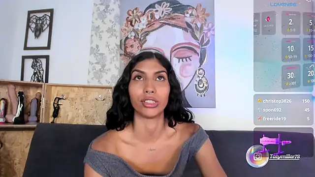 Snapshot of taty_miller chatting on March 18, 2025, 2:36 am taty miller online show from March 18, 2025, 2:36 am