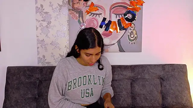 Snapshot of taty_miller chatting on October 26, 2025, 2:12 pm taty miller online show from October 26, 2025, 2:12 pm