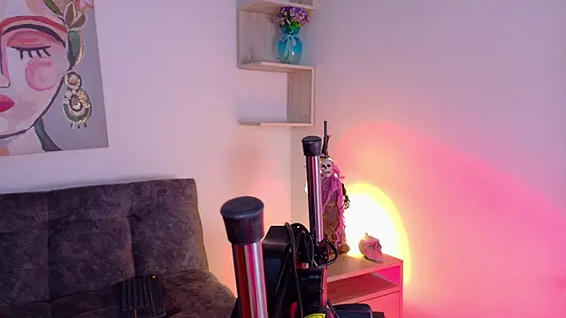 Snapshot of taty_miller chatting on November 5, 2025, 8:20 pm taty miller online show from November 5, 2025, 8:20 pm