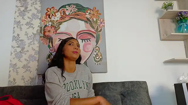 Snapshot of taty_miller chatting on November 19, 2025, 8:20 pm taty miller online show from November 19, 2025, 8:20 pm