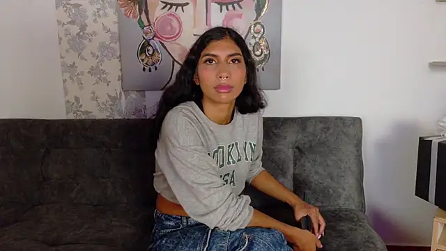 Snapshot of taty_miller chatting on November 24, 2025, 8:19 pm taty miller online show from November 24, 2025, 8:19 pm