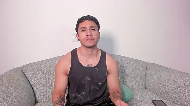 Snapshot of JayMarcos_ chatting on January 14, 2025, 1:47 am JayMarcos  online show from January 14, 2025, 1:47 am
