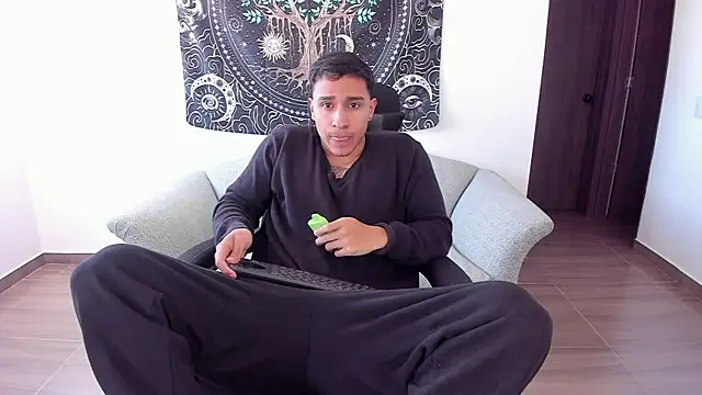 Snapshot of JayMarcos_ chatting on January 18, 2025, 7:15 pm JayMarcos  online show from January 18, 2025, 7:15 pm