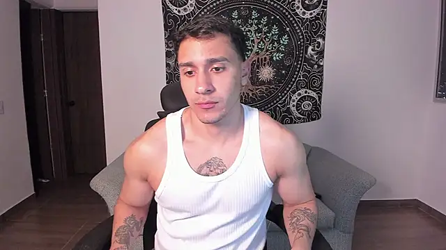 Snapshot of JayMarcos_ chatting on January 19, 2025, 11:43 pm JayMarcos  online show from January 19, 2025, 11:43 pm