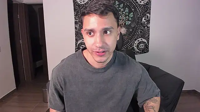 Snapshot of JayMarcos_ chatting on January 23, 2025, 1:30 am JayMarcos  online show from January 23, 2025, 1:30 am