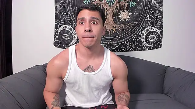 Snapshot of JayMarcos_ chatting on January 28, 2025, 1:50 am JayMarcos  online show from January 28, 2025, 1:50 am