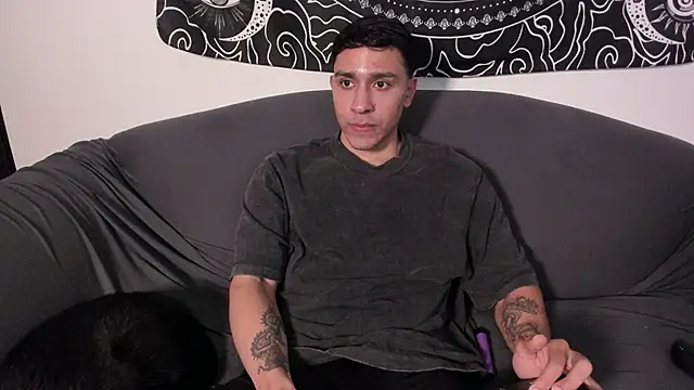 Snapshot of JayMarcos_ chatting on March 1, 2025, 3:53 am JayMarcos  online show from March 1, 2025, 3:53 am