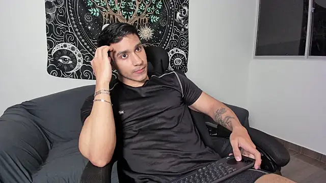Snapshot of JayMarcos_ chatting on March 17, 2025, 2:08 am JayMarcos  online show from March 17, 2025, 2:08 am