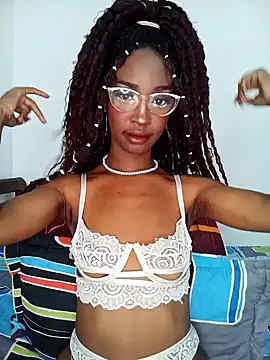 AbbyTomson online show from December 4, 2024, 1:53 pm