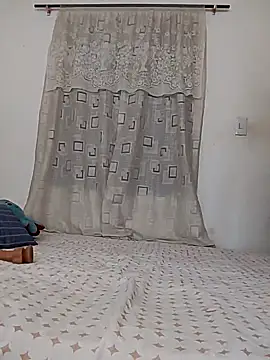 AbbyTomson online show from September 10, 2025, 1:44 pm