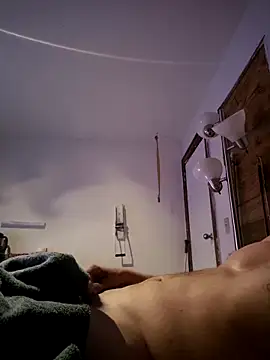 Snapshot of BigDDave6979 chatting on October 6, 2025, 5:27 am BigDDave6979 online show from October 6, 2025, 5:27 am