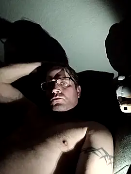 crazycam619 online show from November 3, 2025, 4:14 am