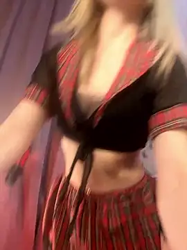 Snapshot of SweetCupcaks chatting on January 11, 2026, 5:29 pm SweetCupcaks online show from January 11, 2026, 5:29 pm