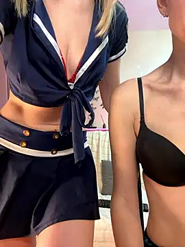 Snapshot of SweetCupcaks chatting on January 13, 2026, 9:14 am SweetCupcaks online show from January 13, 2026, 9:14 am