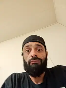 C8L3U online show from January 18, 2025, 4:04 am