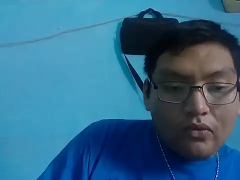 Snapshot of daniel4444Cu chatting on May 4, 2026, 4:14 pm daniel4444Cu online show from May 4, 2026, 4:14 pm