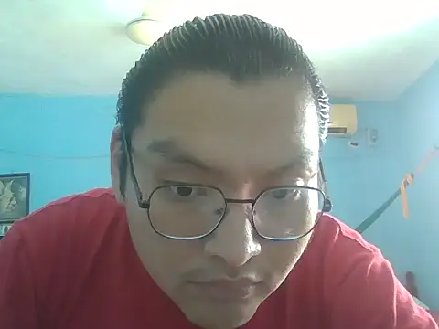 Snapshot of daniel4444Cu chatting on May 24, 2026, 7:30 pm daniel4444Cu online show from May 24, 2026, 7:30 pm
