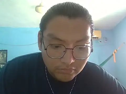 Snapshot of daniel4444Cu chatting on May 25, 2026, 6:14 pm daniel4444Cu online show from May 25, 2026, 6:14 pm