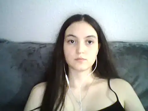 Lisa Tylor online show from December 3, 2024, 3:22 pm