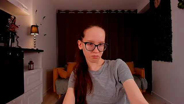 Snapshot of BettyBrowni chatting on March 8, 2025, 4:06 pm BettyBrowni online show from March 8, 2025, 4:06 pm