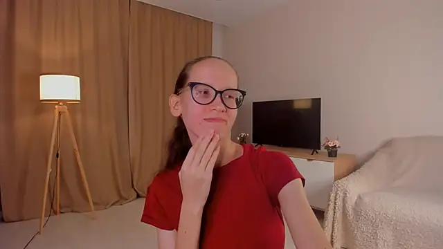 Snapshot of BettyBrowni chatting on October 22, 2025, 4:18 pm BettyBrowni online show from October 22, 2025, 4:18 pm