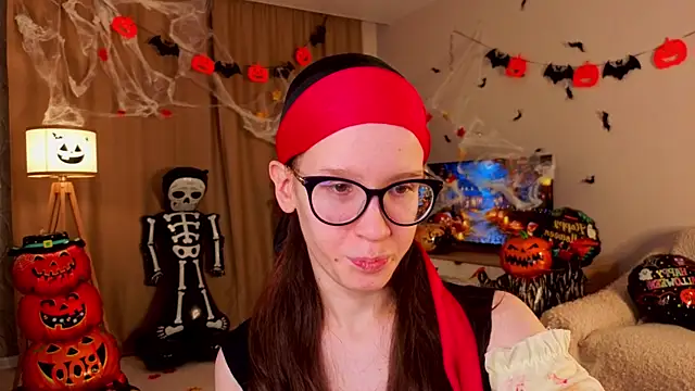 Snapshot of BettyBrowni chatting on October 29, 2025, 4:20 pm BettyBrowni online show from October 29, 2025, 4:20 pm