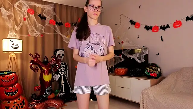 Snapshot of BettyBrowni chatting on November 2, 2025, 4:09 pm BettyBrowni online show from November 2, 2025, 4:09 pm