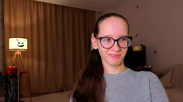 Snapshot of BettyBrowni chatting on November 7, 2025, 4:07 pm BettyBrowni online show from November 7, 2025, 4:07 pm