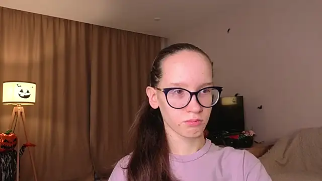 Snapshot of BettyBrowni chatting on November 12, 2025, 4:07 pm BettyBrowni online show from November 12, 2025, 4:07 pm