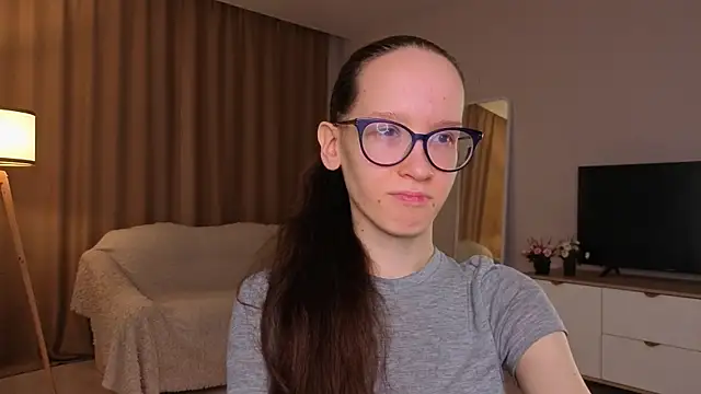 BettyBrowni online show from April 9, 2026, 4:12 pm