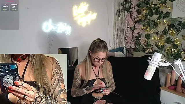 Tatjana Sue online show from December 2, 2024, 7:49 pm