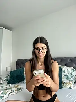 Snapshot of Wildberry_ chatting on June 29, 2026, 12:05 pm Wildberry online show from June 29, 2026, 12:05 pm