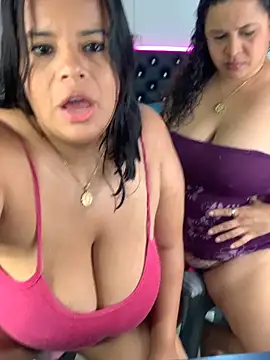 twocurvylatins online show from February 22, 2026, 12:12 am
