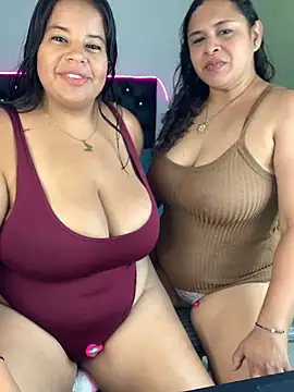 twocurvylatins online show from May 17, 2026, 3:30 pm