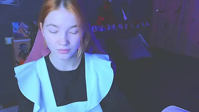 Snapshot of erikabrian chatting on October 25, 2025, 7:49 am erikabrian online show from October 25, 2025, 7:49 am