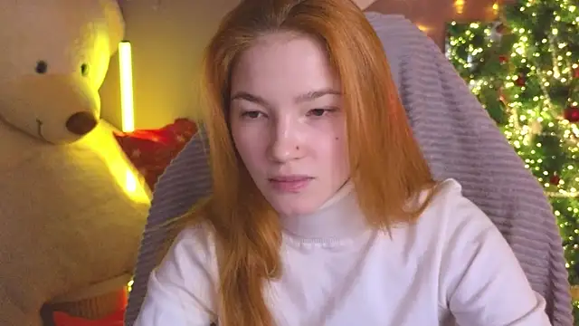 Snapshot of erikabrian chatting on December 5, 2025, 9:51 am erikabrian online show from December 5, 2025, 9:51 am