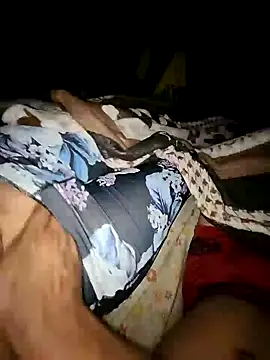 chica travieza online show from February 23, 2026, 4:21 am