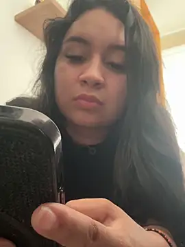 Snapshot of Pretty_Isadora chatting on April 20, 2026, 9:05 pm Pretty Isadora online show from April 20, 2026, 9:05 pm
