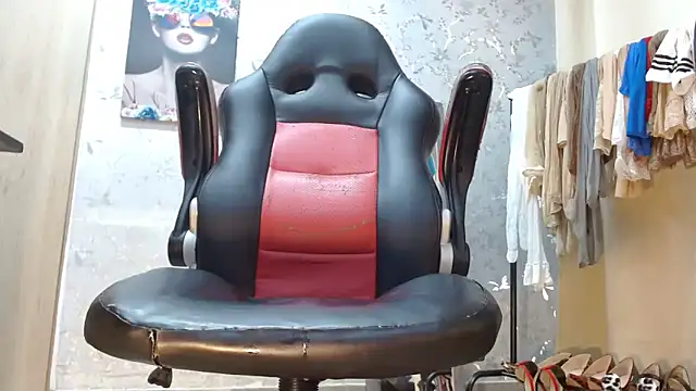 Samantabrown  online show from December 15, 2025, 11:36 am