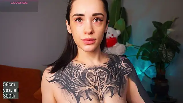 EvaCanton online show from February 2, 2026, 2:21 am