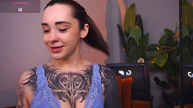 Snapshot of EvaCanton chatting on March 22, 2026, 2:04 am EvaCanton online show from March 22, 2026, 2:04 am