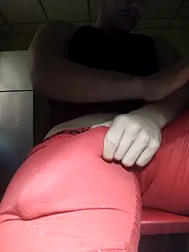 AlexisSpears  online show from February 25, 2026, 12:15 pm