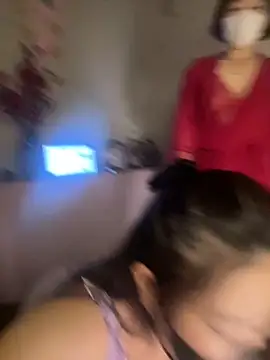 Snapshot of --Lyly-- chatting on January 13, 2026, 4:18 am --Lyly-- online show from January 13, 2026, 4:18 am