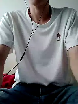 Snapshot of YAY-1 chatting on December 4, 2024, 1:58 am YAY-1 online show from December 4, 2024, 1:58 am