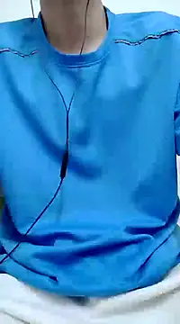 Snapshot of YAY-1 chatting on December 12, 2024, 12:01 pm YAY-1 online show from December 12, 2024, 12:01 pm