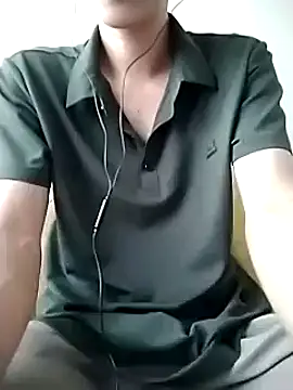 Snapshot of YAY-1 chatting on January 11, 2025, 3:13 am YAY-1 online show from January 11, 2025, 3:13 am